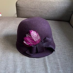 Beautiful Dickins & Jones cloche style hat